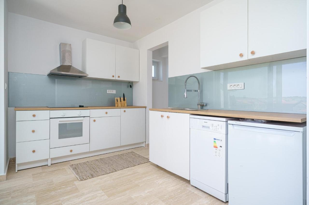 יזרה Vila Regina Apartment Regina With Swimming Pool מראה חיצוני תמונה