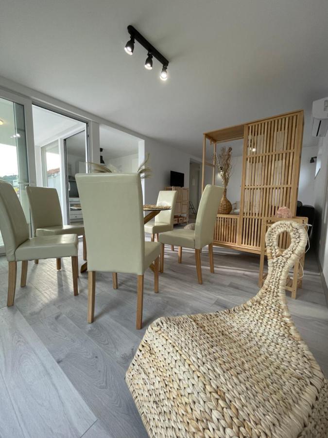 יזרה Vila Regina Apartment Regina With Swimming Pool מראה חיצוני תמונה