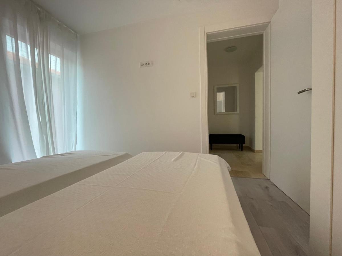 יזרה Vila Regina Apartment Regina With Swimming Pool מראה חיצוני תמונה