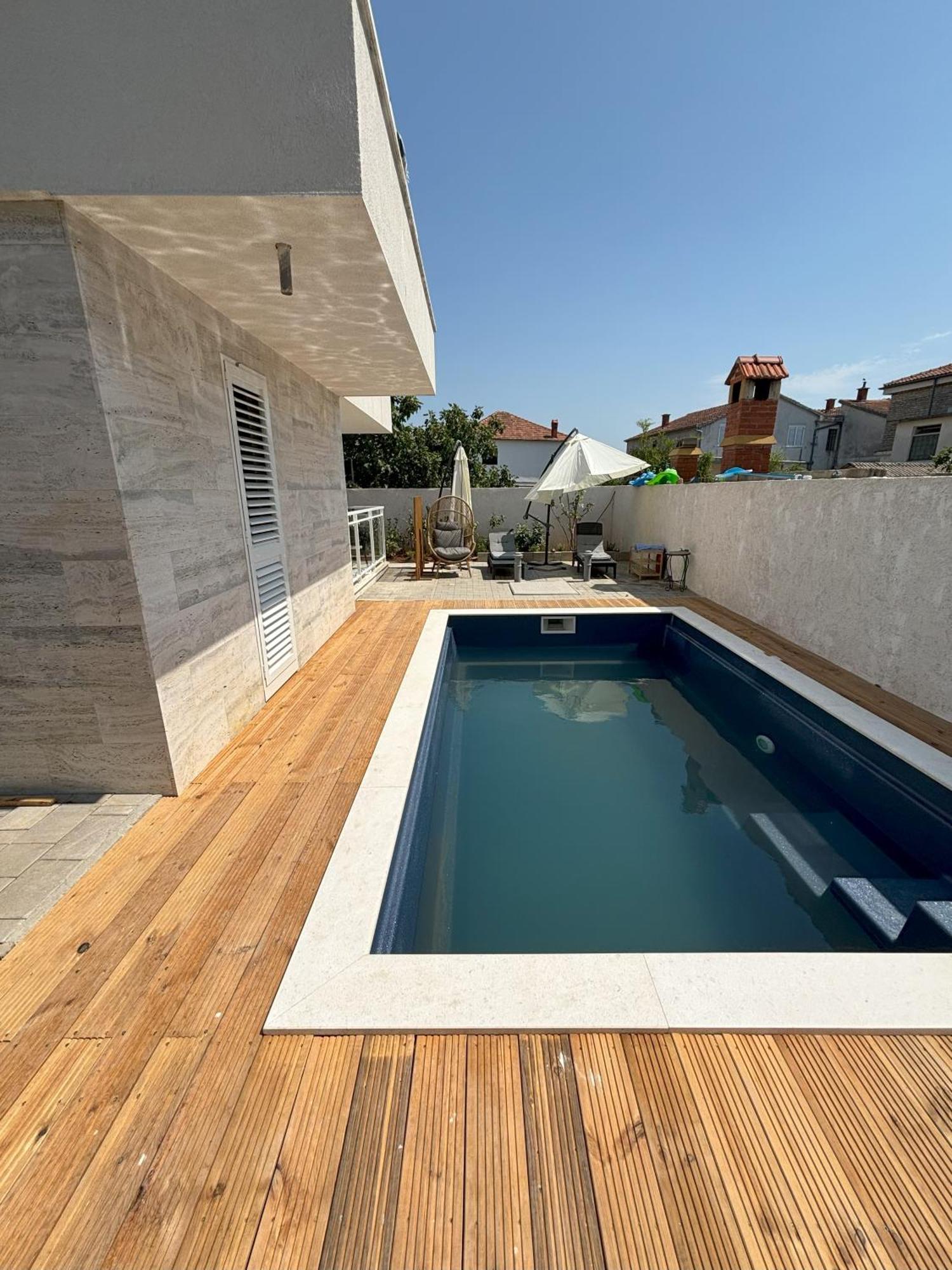 יזרה Vila Regina Apartment Regina With Swimming Pool מראה חיצוני תמונה